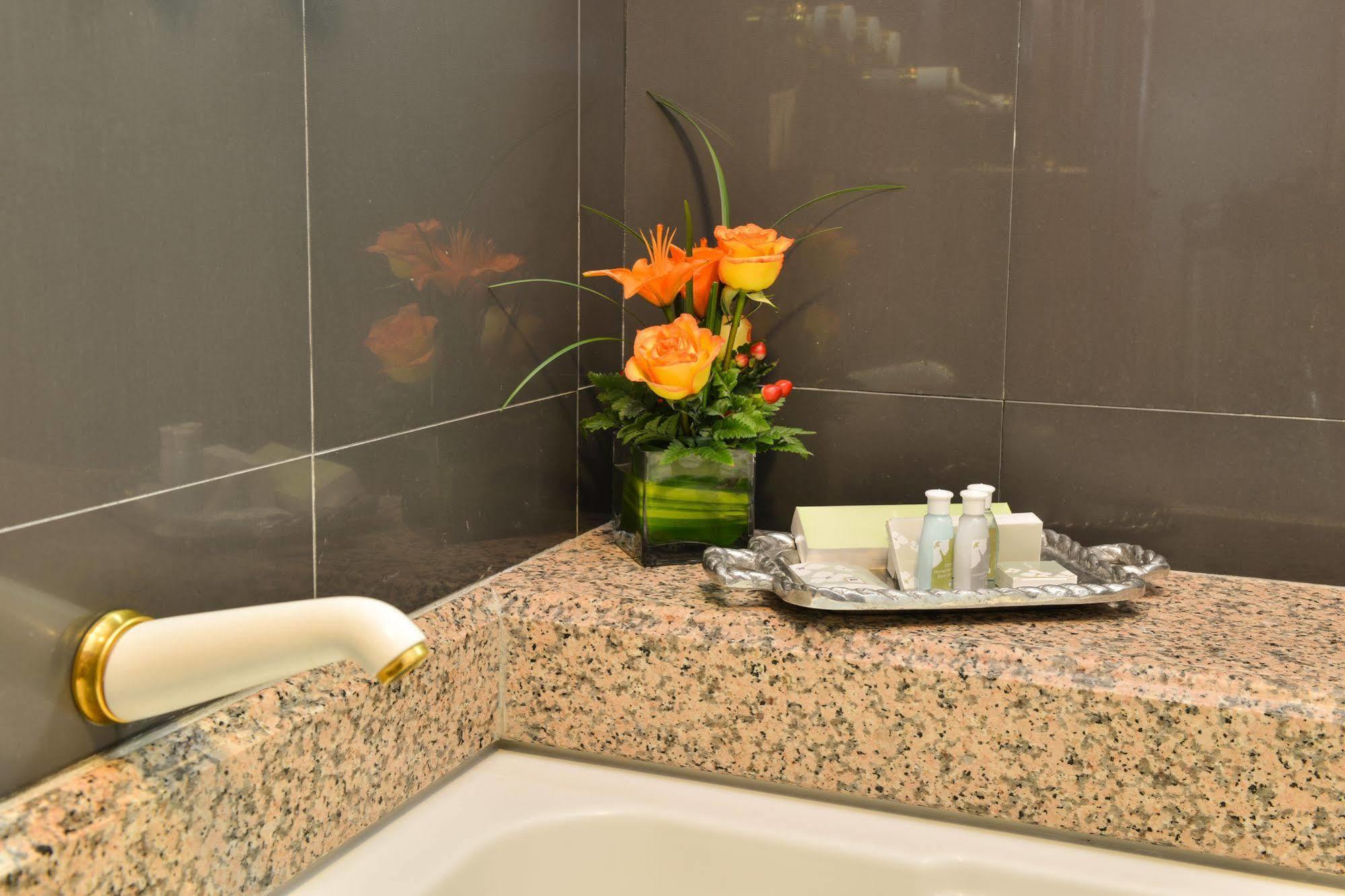 Hotel Plaza Del Libertador テグシガルパ エクステリア 写真