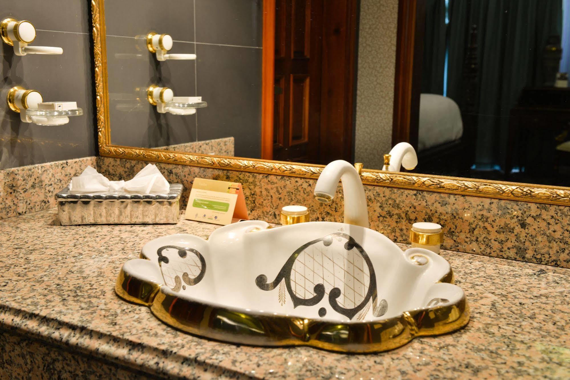 Hotel Plaza Del Libertador テグシガルパ エクステリア 写真